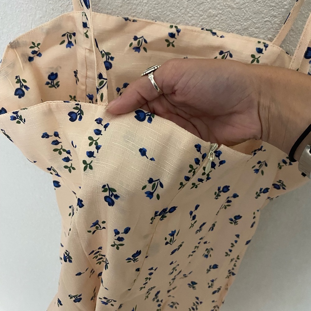 BRAND NEW, NEVER WORN - Picture 5 of 7